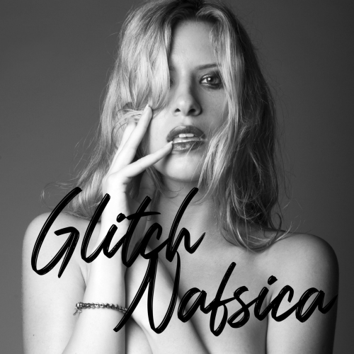 Glitch - Nafsica